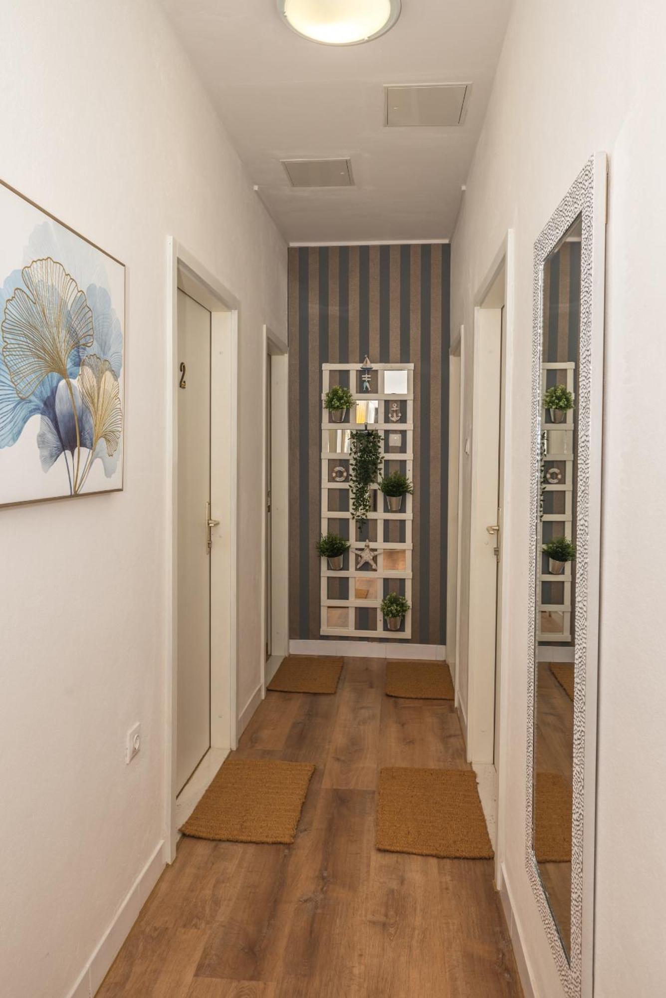 Apartments Marija Макарска Екстериор снимка